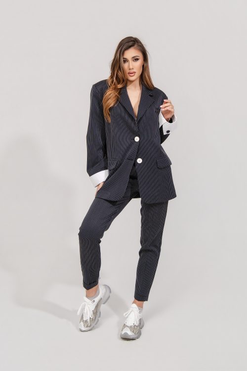 ПАНТАЛОНИ СО РИГИ